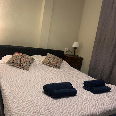 Cozy Apartment In Fuengirola! Baesta Laege 외부 사진