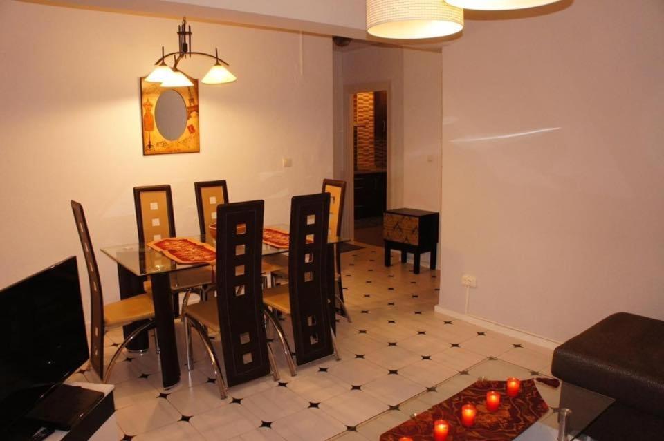 Cozy Apartment In Fuengirola! Baesta Laege 외부 사진